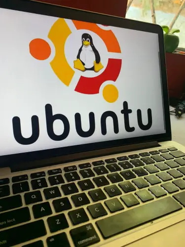 Computer with the Ubuntu Logo (LINUX) is an open source operating system for computers